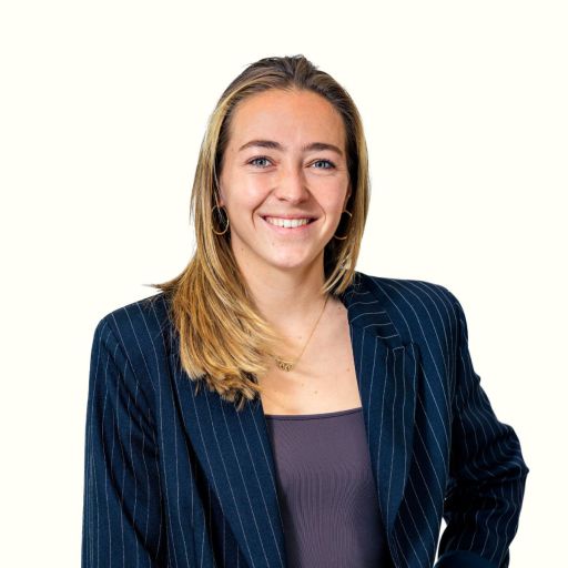 Laarhoven, Renee van